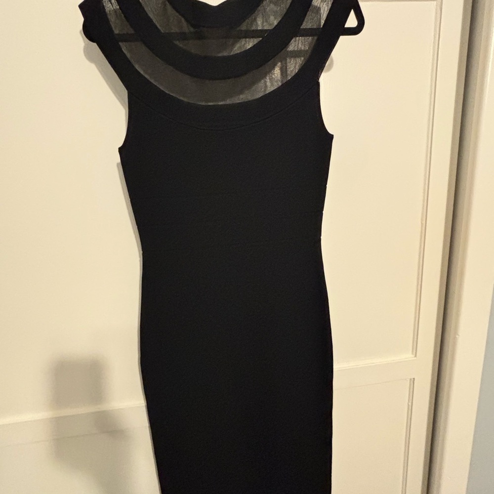 Eliza J Black Sheath Midi Dress Crew Neck Sleeveless
Only wore twice